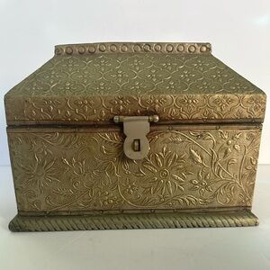 Vintage Silver Embossed decorative Box